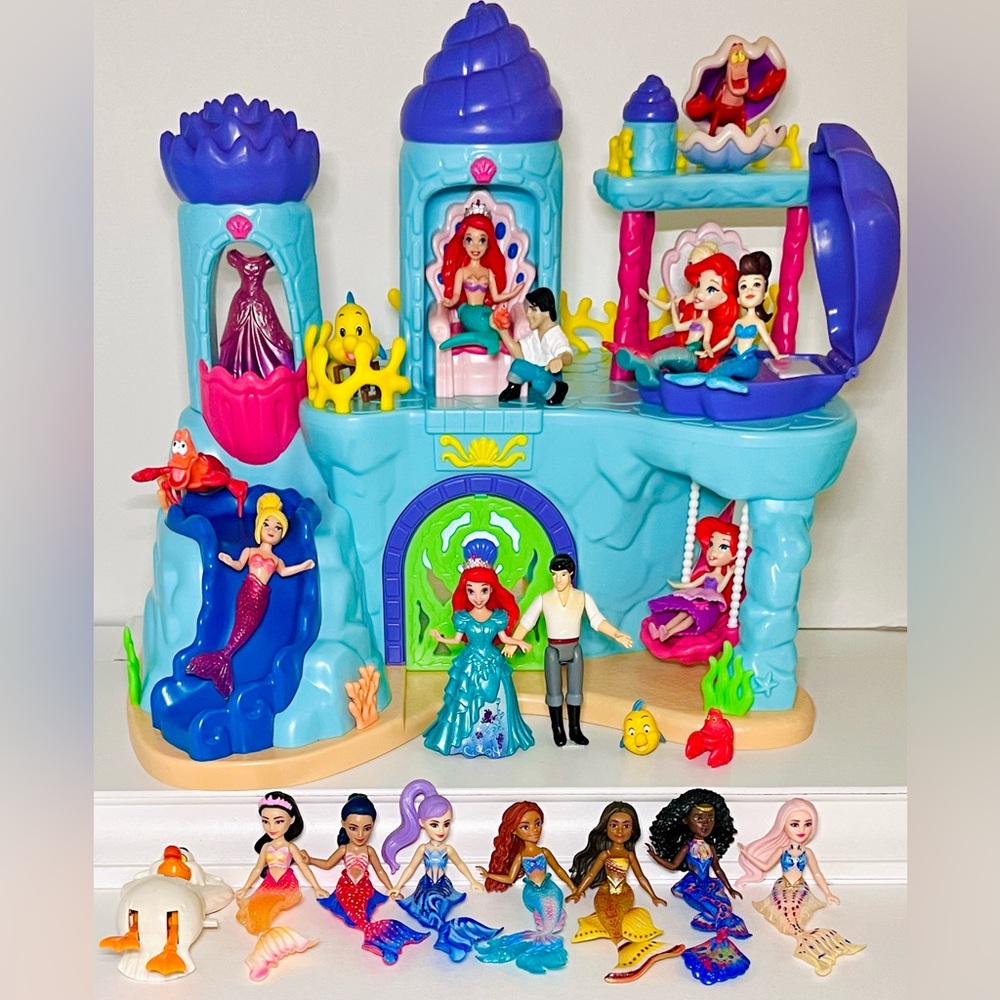 Disney Little Mermaid Under-The-Sea Palace + 24 Mermaid Dolls & Figures